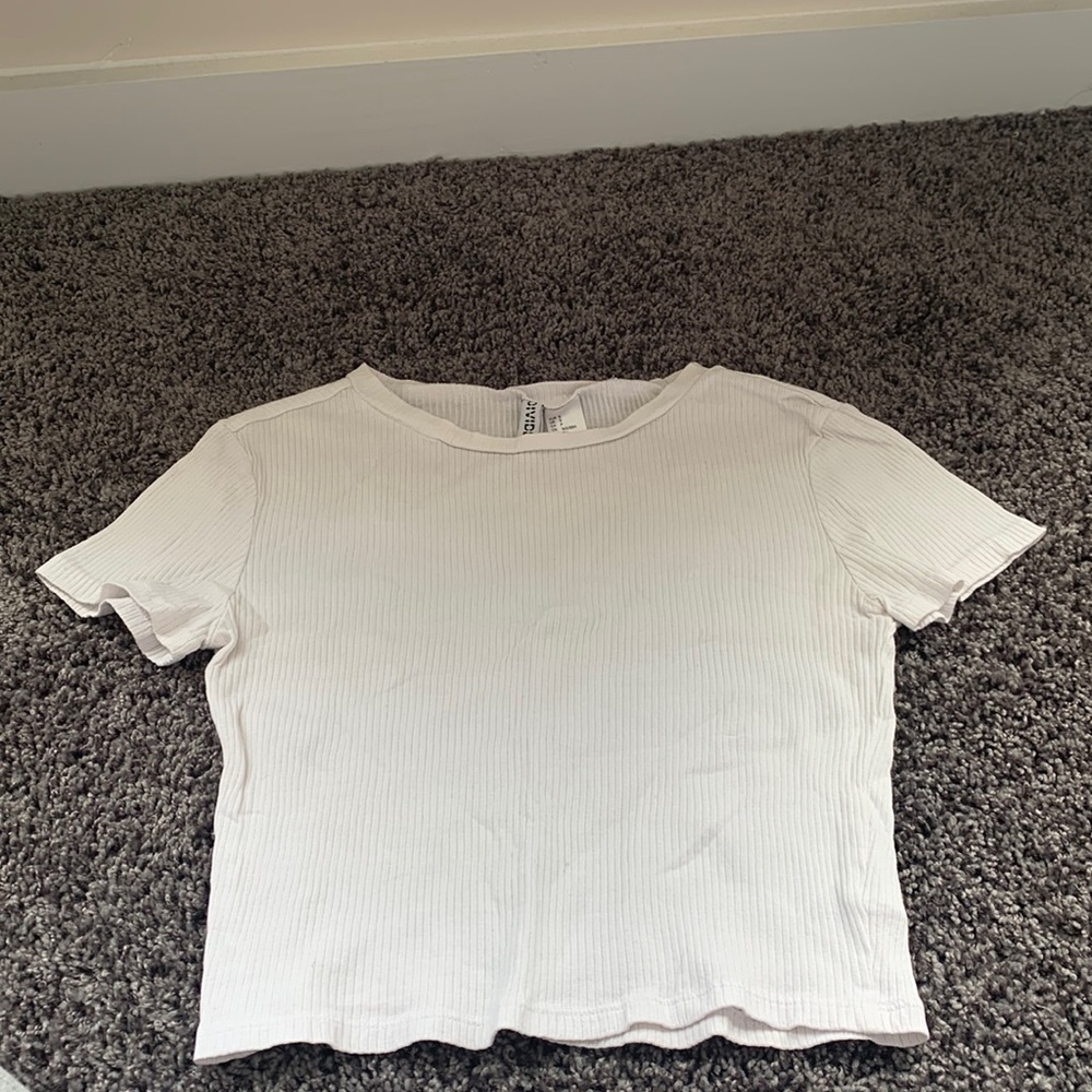 H&M RIBBED WHITE CROP TOP